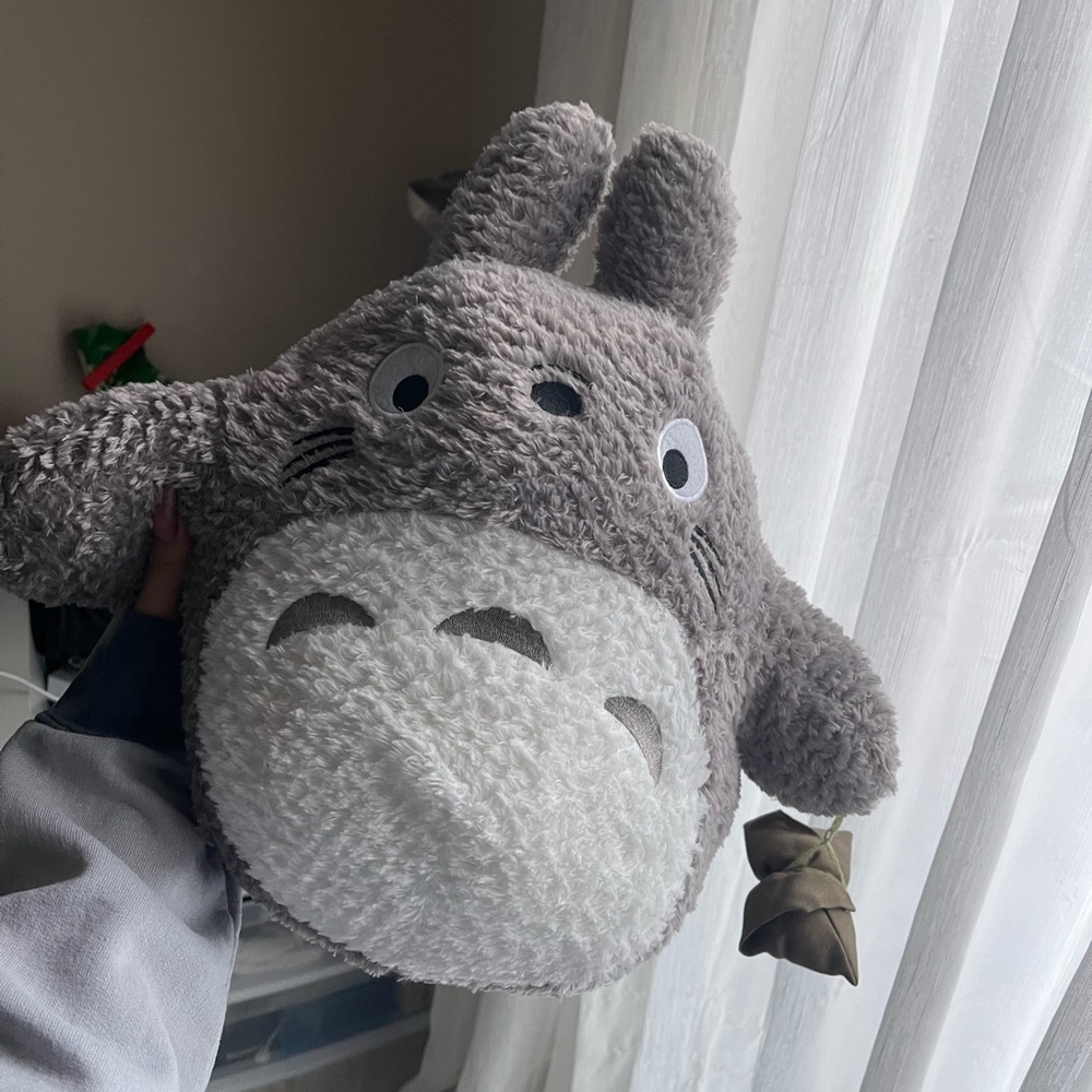 totoro plushie